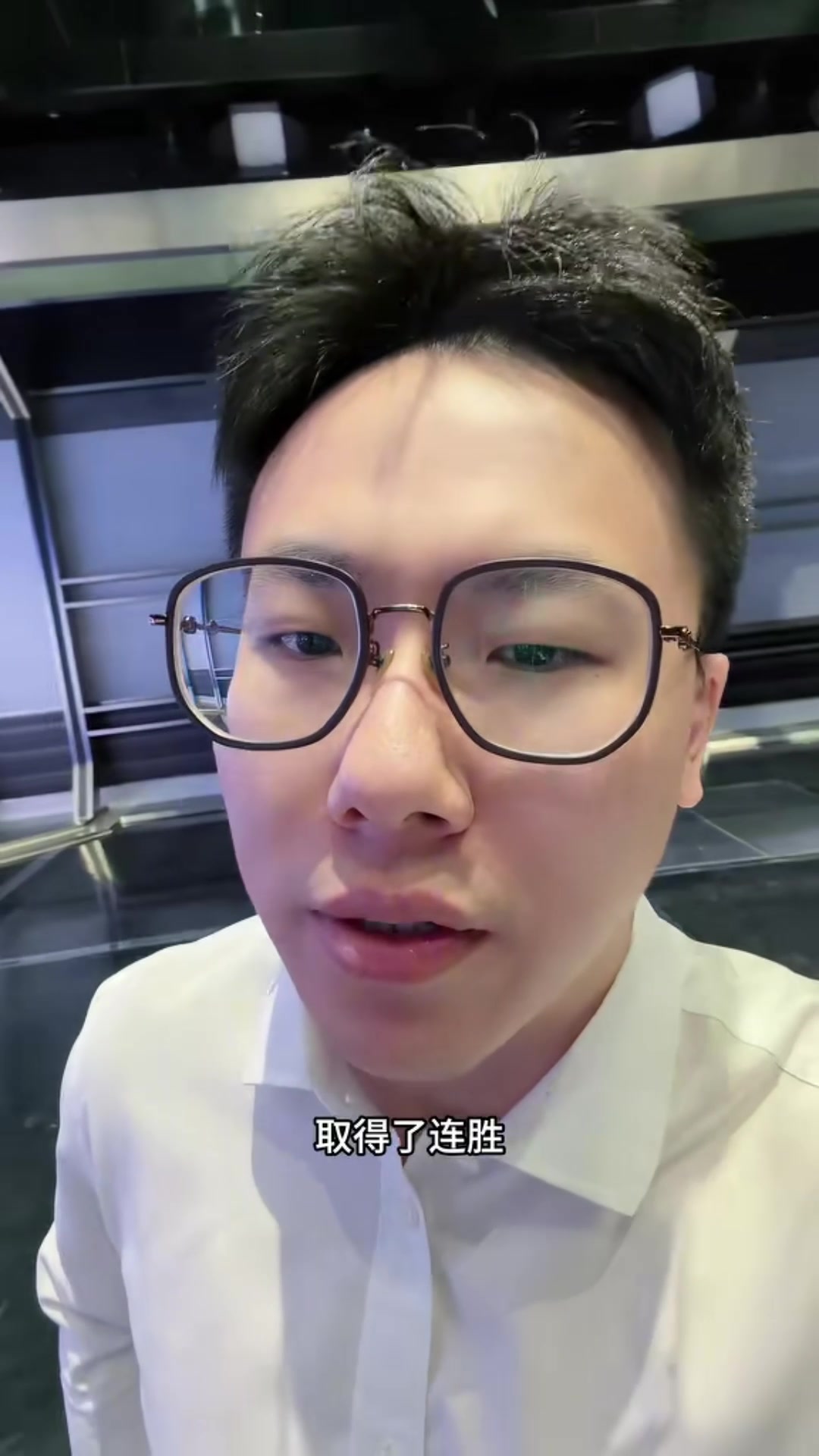 彩客网体育平台-解说：哈登有点老黄牛的意思 小卡打出生涯最佳得分表现 继续北伐