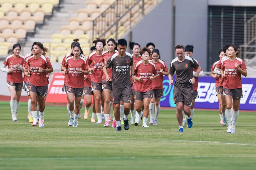 明晚迎战俄罗斯！中国女足主帅点评武汉新国脚